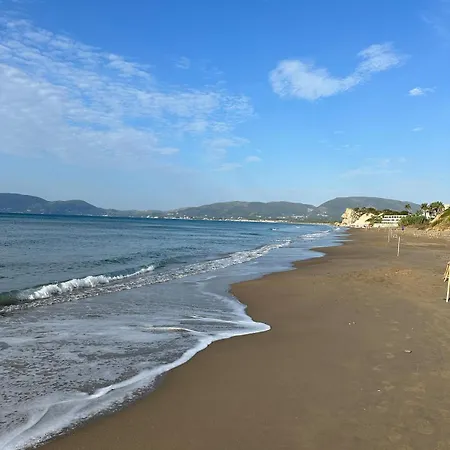 Court, Clelia, 2 Bedrooms Villa Kalamaki (Zakynthos)